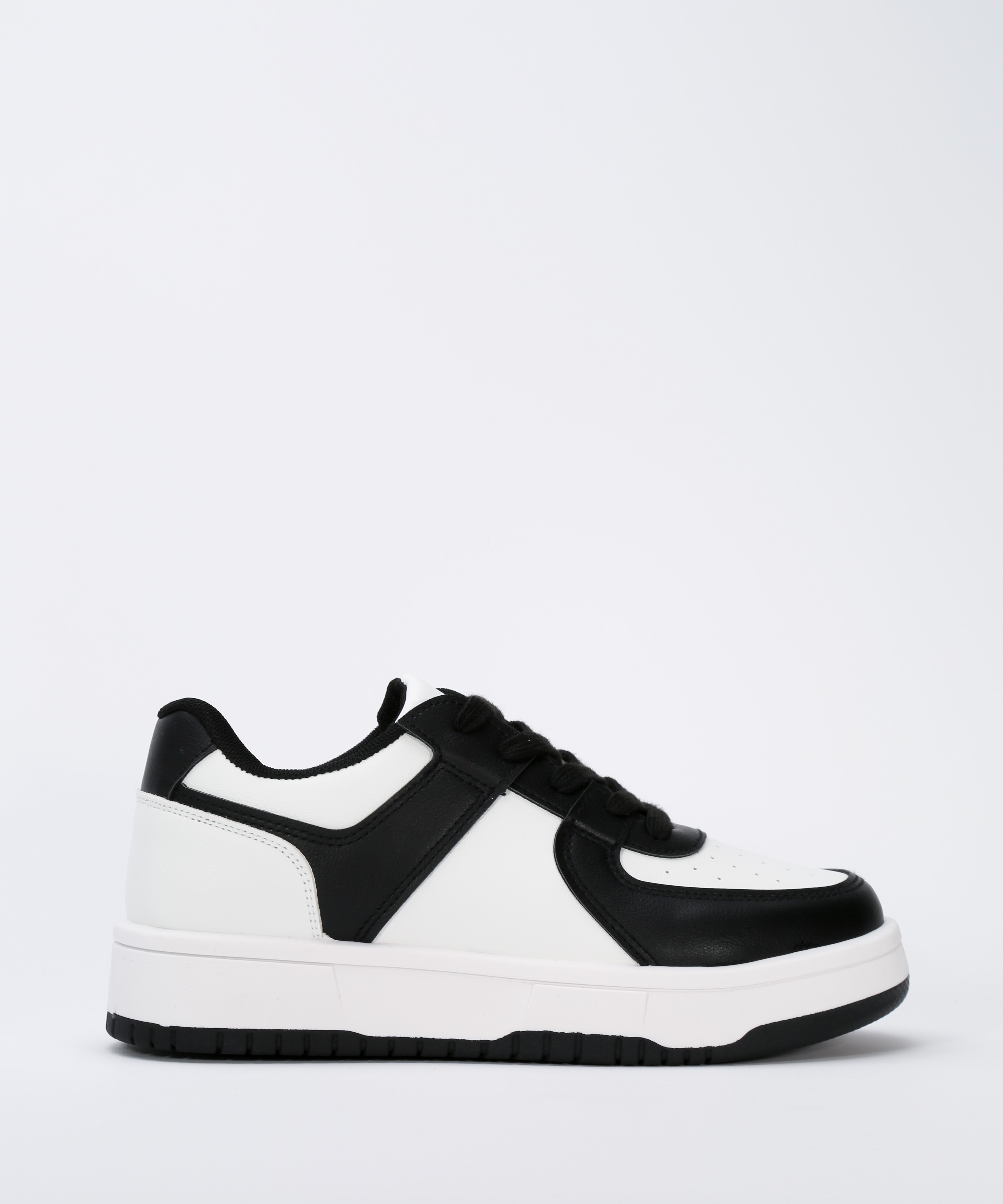 Zapatillas bicolor image number null